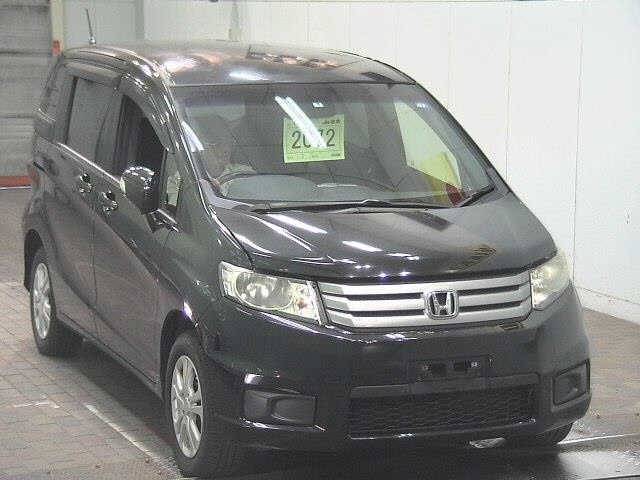 2072 HONDA FREED SPIKE GB4 2013 г. (JU Fukushima)